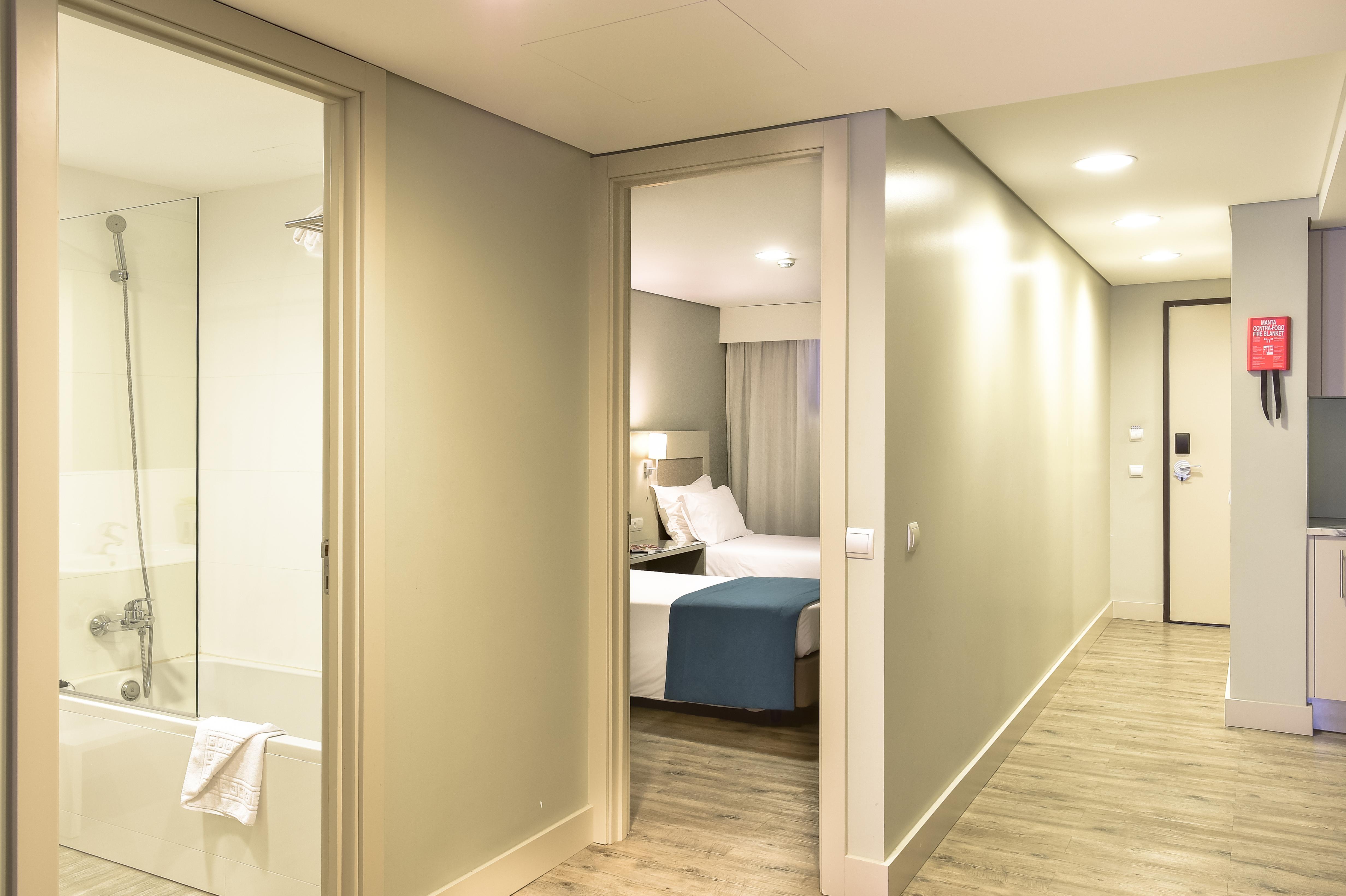Aqualuz Lagos By The Editory Exterior photo